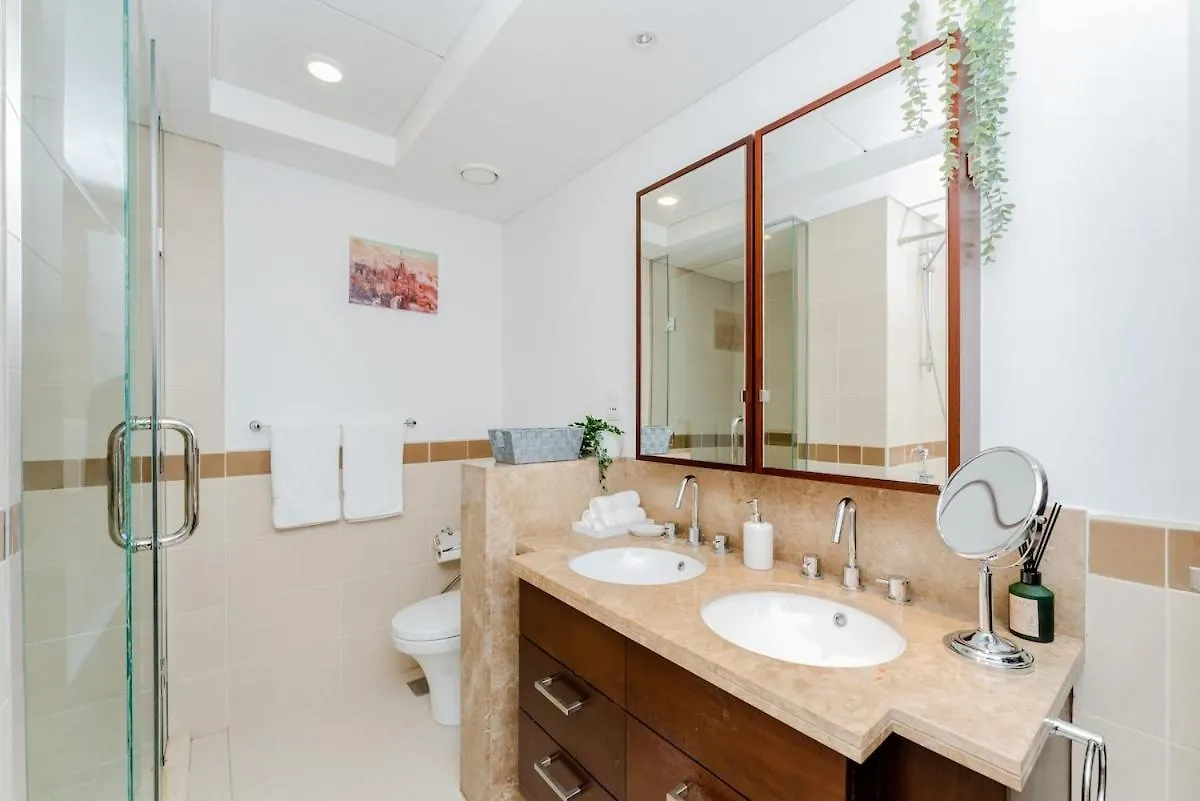 King 1Br Apartment With Burj Khalifa & Fountain View Dubaj