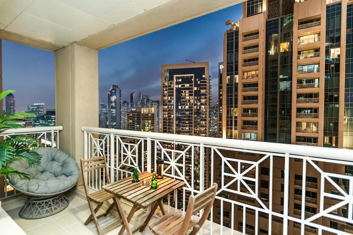 King 1Br Apartment With Burj Khalifa & Fountain View Dubai