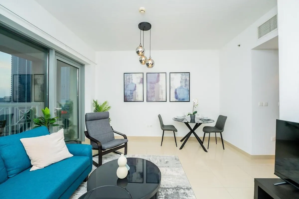 King 1Br Apartment With Burj Khalifa & Fountain View Dubai 0*,  United Arab Emirates